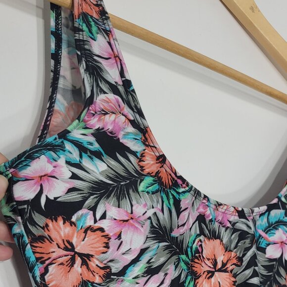 Didi Floral Tropical Printed Multicolor Bathing Scoop Neck One-Piece Swimsuit - Picture 4 of 10